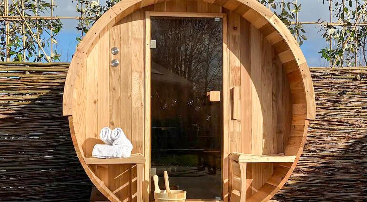 Bed & Wellness Klein Knorrestein With Private Hottub And Sauna And Tandembike Rental Included In Price Almere Exteriér fotografie